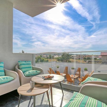 Luxury Apartments Hills Вир Экстерьер фото