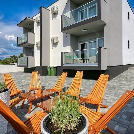 Luxury Apartments Hills Вир Экстерьер фото