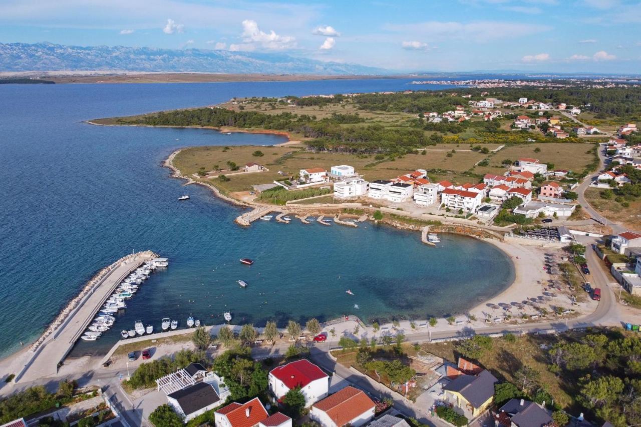 Luxury Apartments Hills Вир Экстерьер фото
